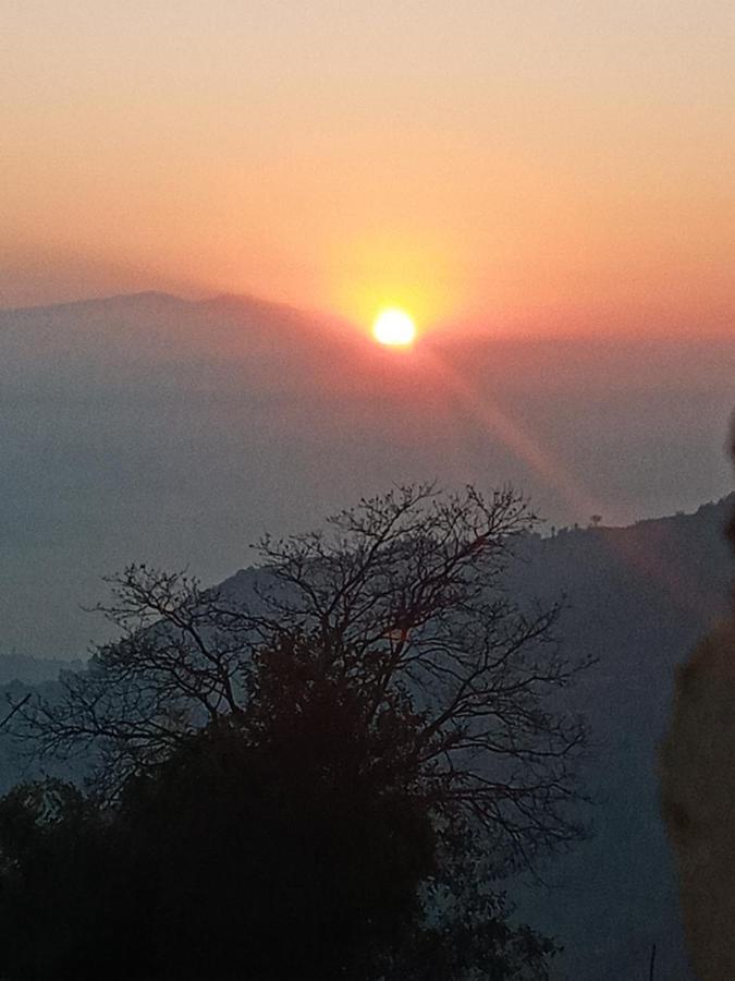Unique Point Home Stay Nagarkot Exterior foto